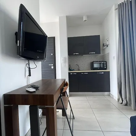 Luxury Penthouse Gzira